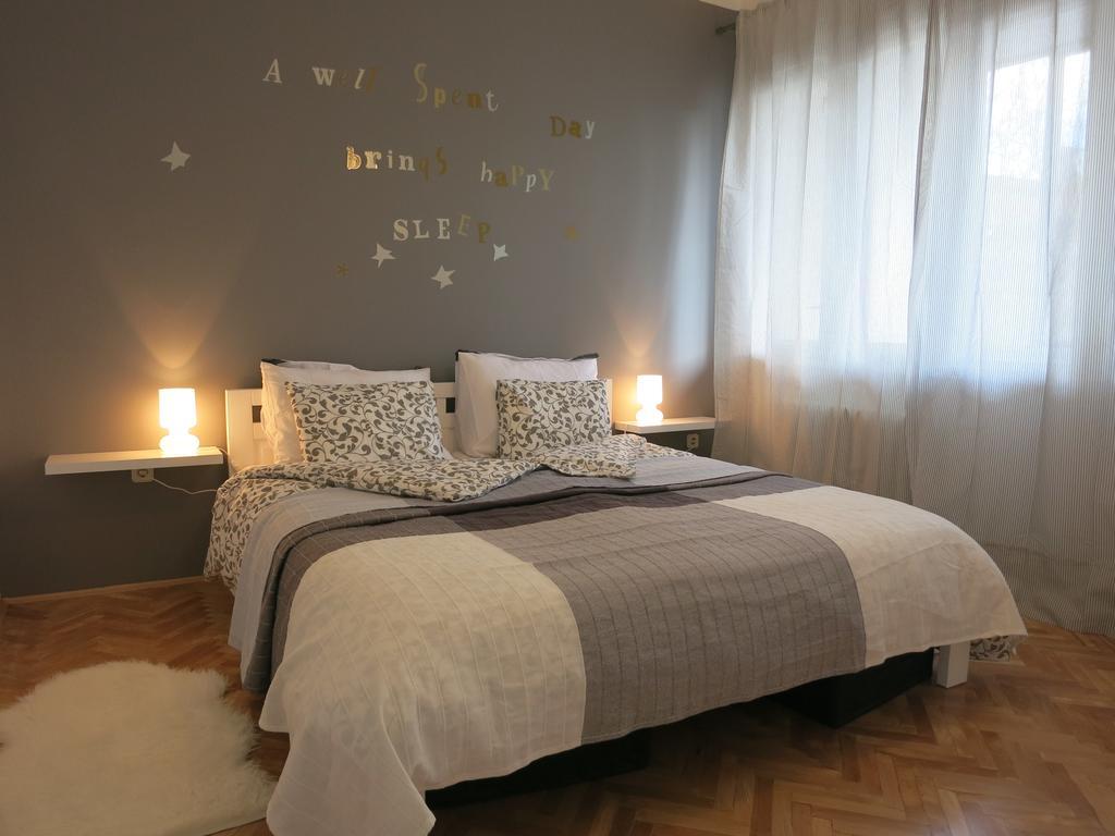 The Riverside Apartment - Downtown Sarajevo Ngoại thất bức ảnh