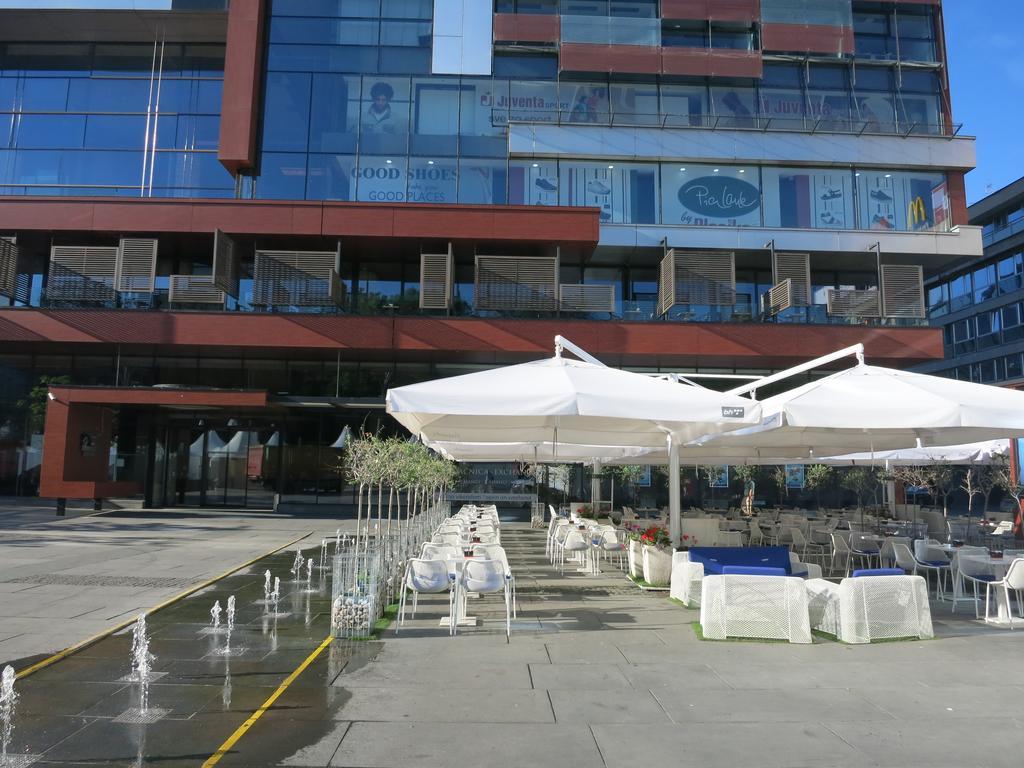 The Riverside Apartment - Downtown Sarajevo Ngoại thất bức ảnh