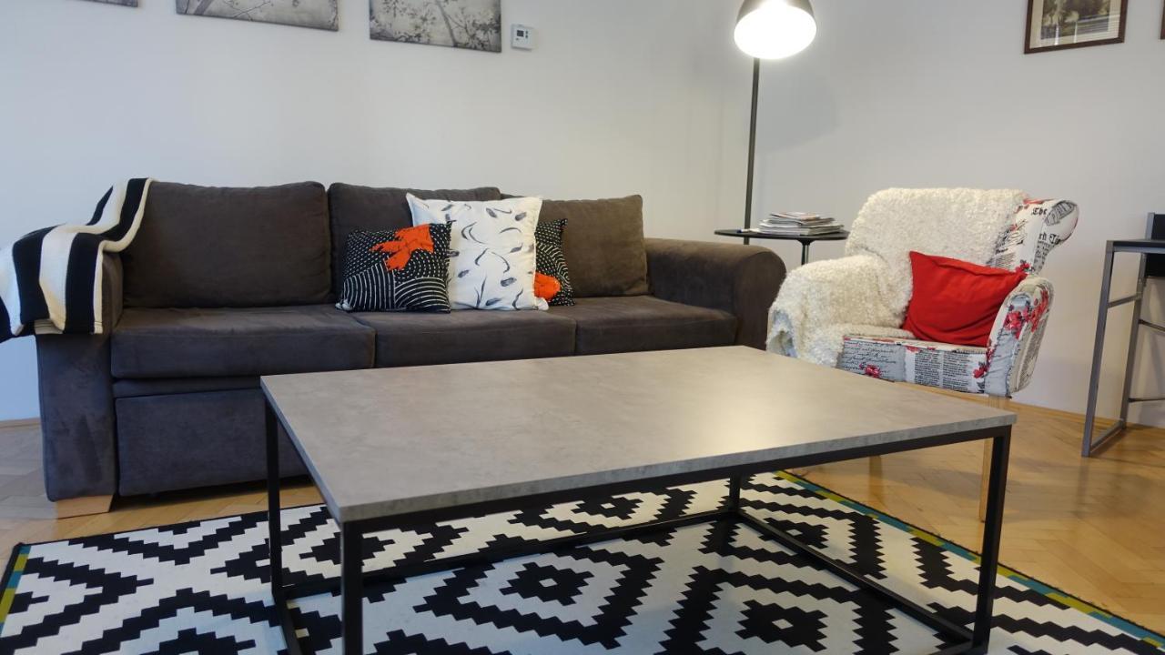 The Riverside Apartment - Downtown Sarajevo Ngoại thất bức ảnh